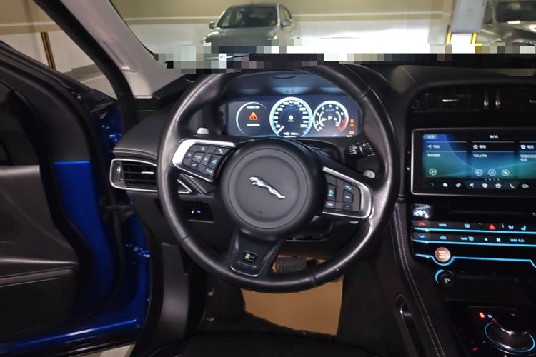 Used Jaguar F-PACE 2018 Restyled 2.0T All-Wheel-Drive R-Sport Sport Edition
