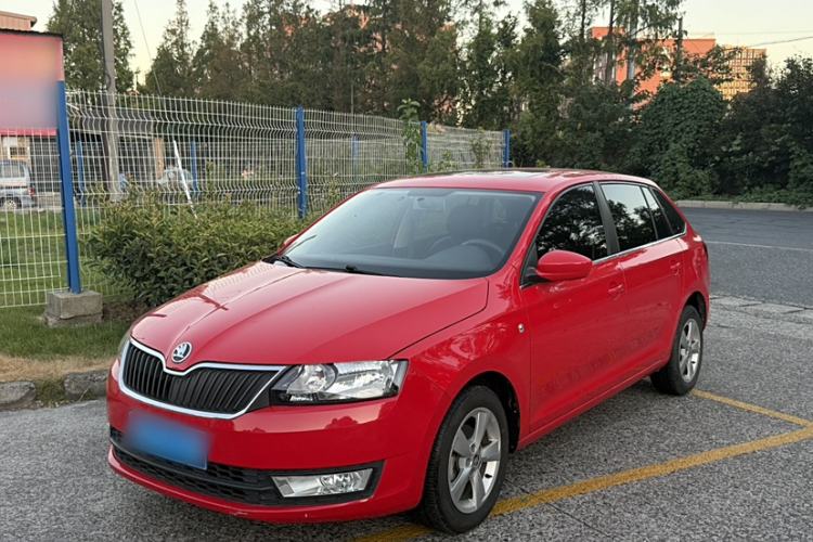 Used Skoda Rapid Spaceback 2016 1.6L Automatic Chuanxing Edition

