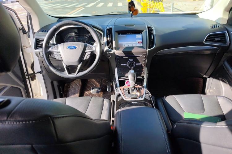 Used Ford Edge 2016 EcoBoost 245 Four-Wheel Drive Titanium 7-Seater
