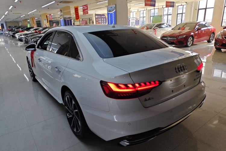 Used Audi A4L 2023 40 TFSI Fashionable and Elegant Version