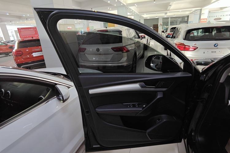 Used Audi Q5L 2020 Revised 40 TFSI Prestige Edition
