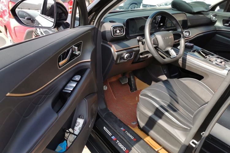 Used Chery Tiggo 9 2023 2.0T Dual-Clutch Two-Wheel Drive Leading Edition 5 Seats