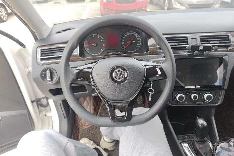 Used Volkswagen Santana 2019 1.5L Automatic Fashion Edition China VI
