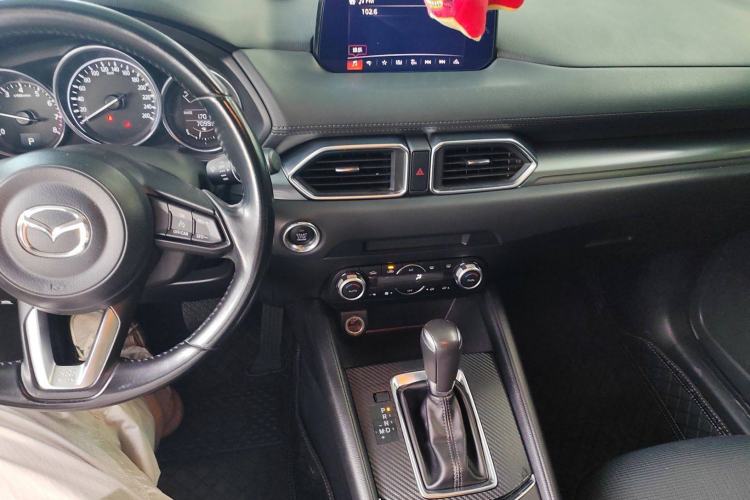 Used Mazda CX-5 2017 2.0L Automatic 2WD ZhiShang Trim China V Standard
