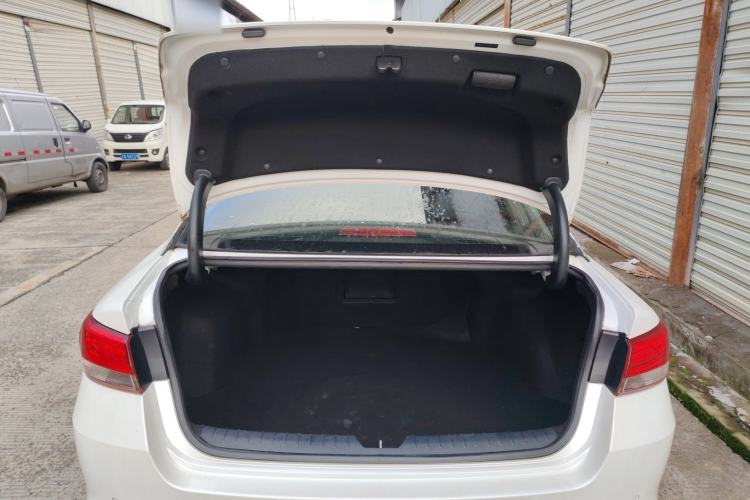 Used Kia K5 2016 1.6T Automatic LUX
