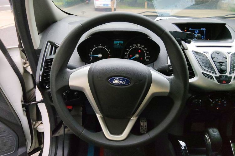 Used Ford EcoSport 2013 1.5L Automatic Fashion Model
