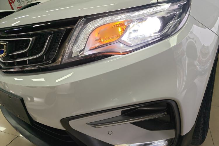 Used Geely Auto Emgrand X7 Sport 2020 1.8TD DCT Two-Wheel Drive Smart Connect 4G-Enabled Version