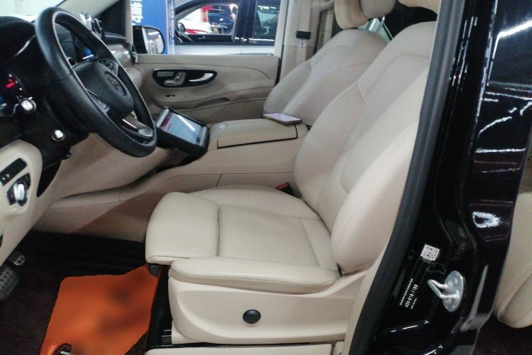 Used Mercedes-Benz V-Class 2022 V 260 L Long-wheelbase Luxury Edition
