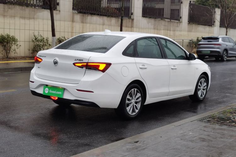 Used Buick GT 2018 18T Automatic Elite Model