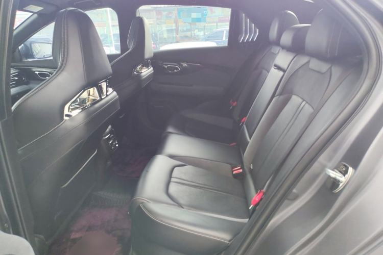 Used GAC Trumpchi EMPOW 2023 400T Automatic R MAX
