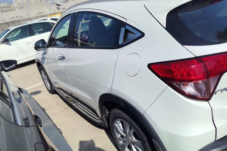 Used Honda Vezel 2015 1.8L CVT 2WD Elite Model