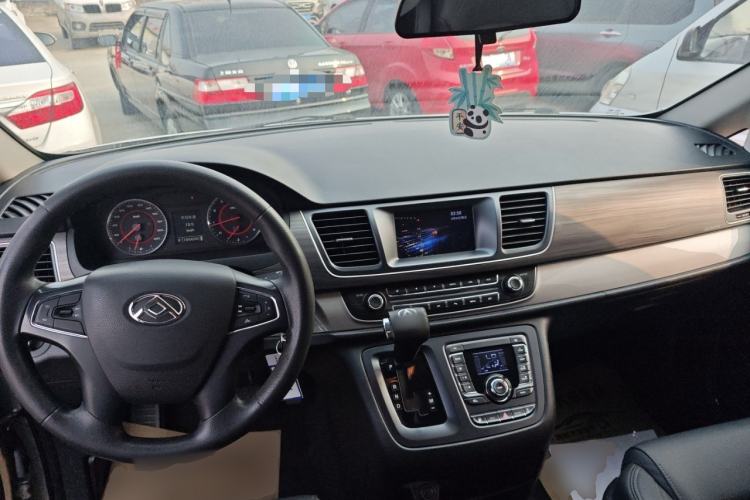 Used SAIC MAXUS G10 2019 Facelift PLUS 2.0T Automatic Elite Edition China VI
