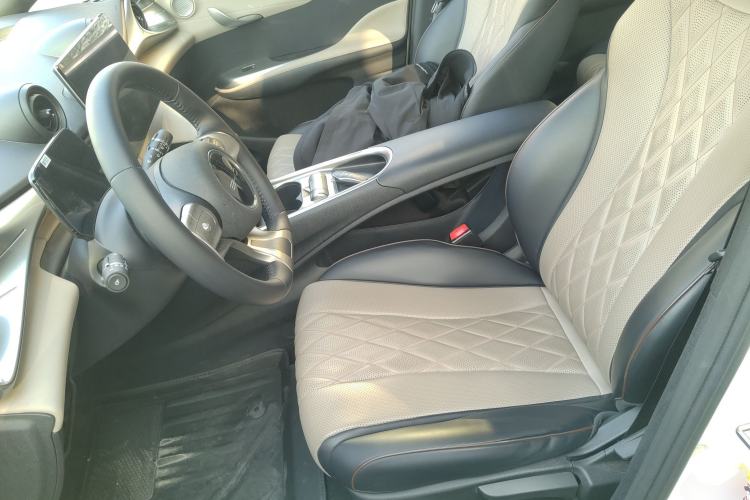 Used BYD Dolphin 2023 420 km Fashion Edition
