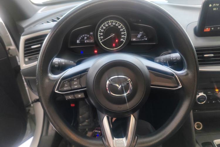 Used Mazda CX-4 2018 2.0L Automatic Two-Wheel Drive Blue Sky Exploration Version China V Standard
