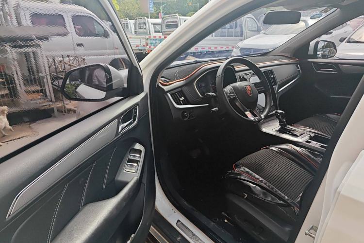 Used Roewe RX5 2019 20T Two-Wheel Drive Automatic 4G Connected Platinum Edition
