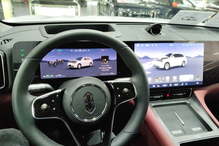 Used Hima AITO M8 2025 Extended-Range Ultra Version 53.4 kWh 6-Seater Edition