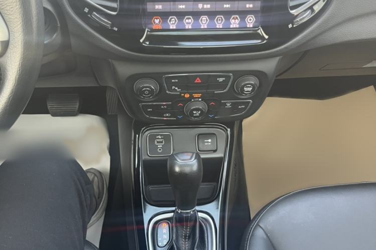 Used  Compass 2020 220T Automatic Elite Edition