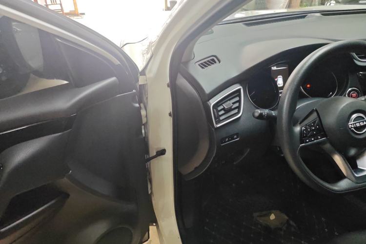 Used Nissan Qashqai 2023 Classic 2.0L CVT XV Comfort Edition
