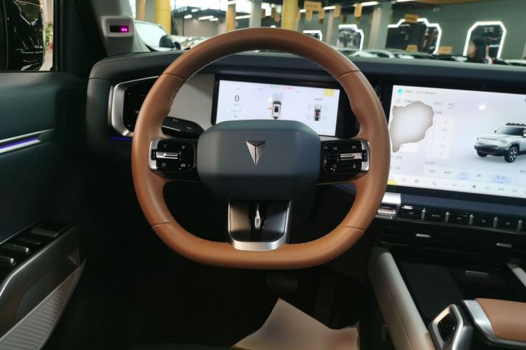 Used Deepal G318 2024 Four-Wheel-Drive Air Suspension Model