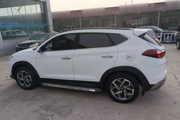 Used Hyundai Tucson 2020 280TGDi Two-Wheel-Drive GLS Fashion Edition China VI Standard
