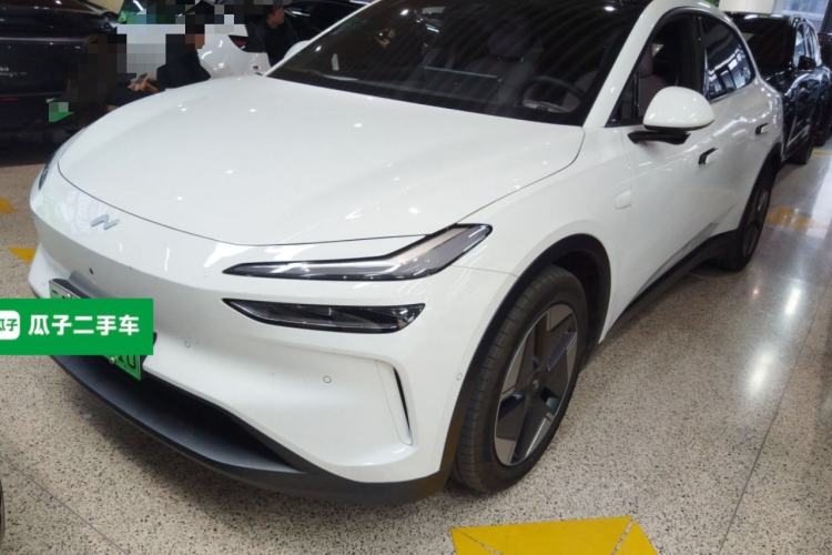 Used ONVO L60 2024 60 kWh Rear-Drive Version