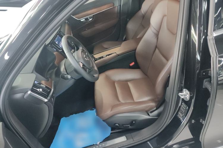 Used Volvo S90 2022 B5 Zhiyi Luxury Edition
