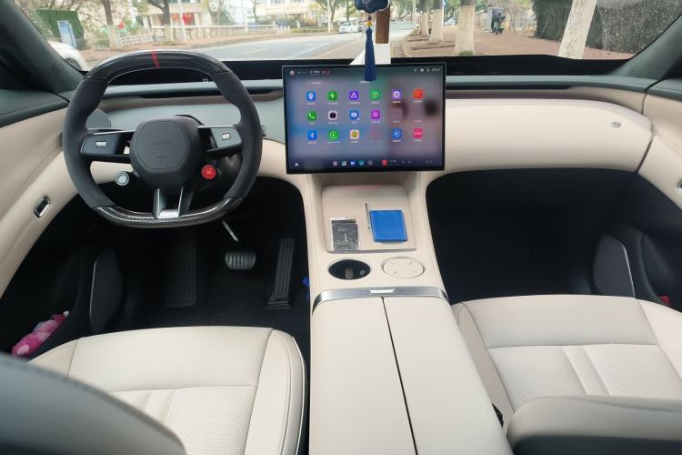 Used Xiaomi Auto YU7 2025 Ultra-Long Range High-Performance All-Wheel-Drive Max Edition