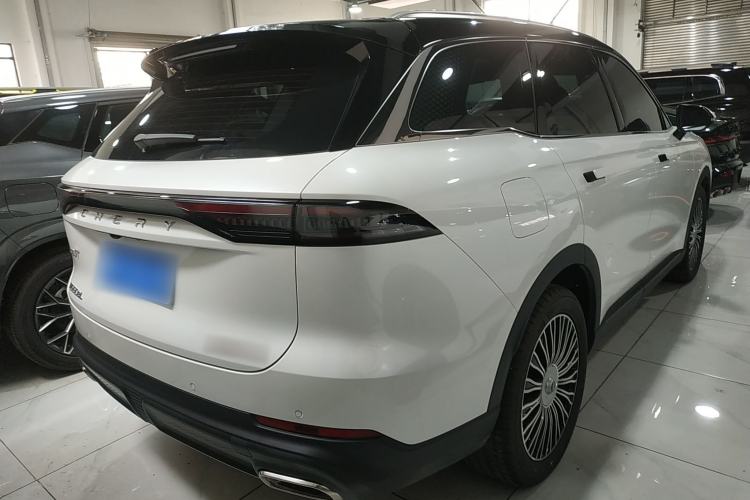 Used Chery Tiggo 8 L 2024 2.0T Two-Wheel-Drive Luxury Version 7 Seats
