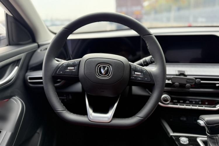 Used Changan Eado 2021 PLUS Blue Whale NE 1.4T GDI DCT Prestige Model