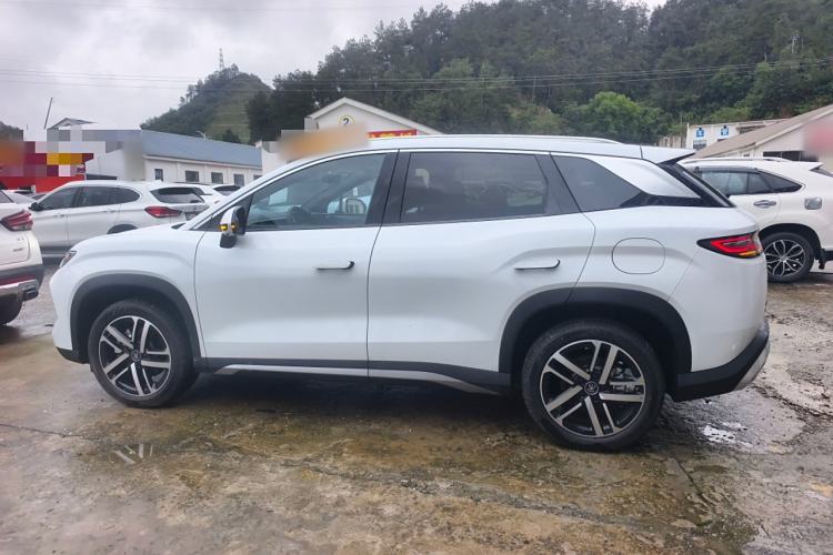 Used BYD Song L DM-i 2024 75km Leading Edition
