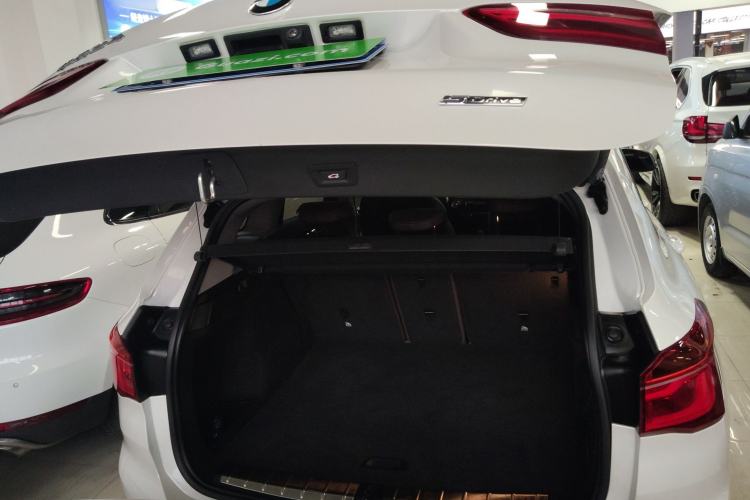 Used BMW X1 2018 sDrive18Li Luxury Model
