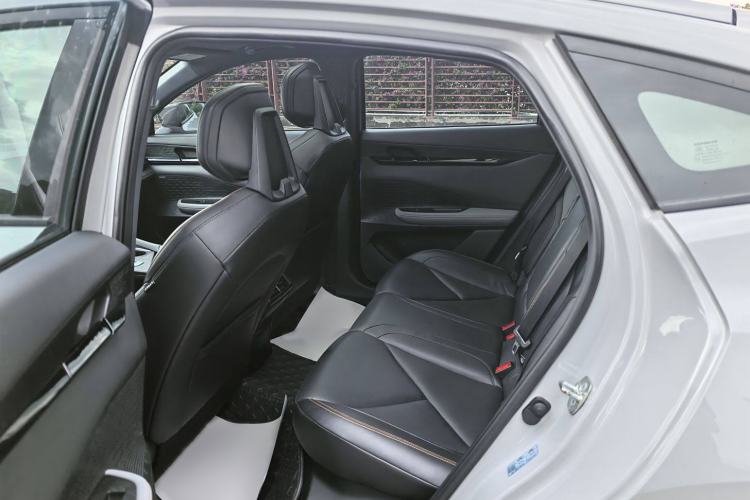 Used Changan UNI-V 2022 1.5T Smart Navigation Version
