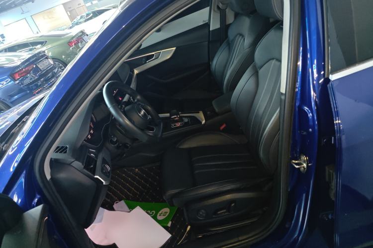 Used Audi A4L 2020 40 TFSI Luxury Dynamic Model
