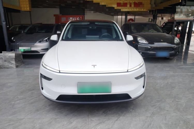 Used Tesla Model Y 2025 Rear-Wheel-Drive Version