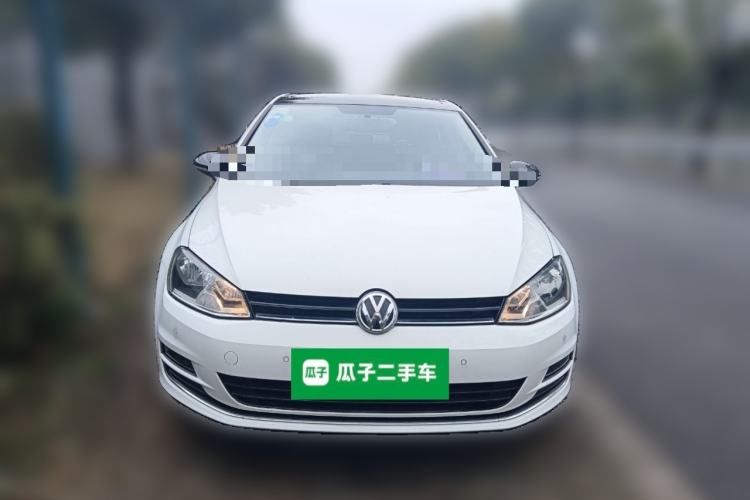 Used Volkswagen Golf 2017 1.6L Automatic Comfort Million-Vehicle Anniversary Edition
