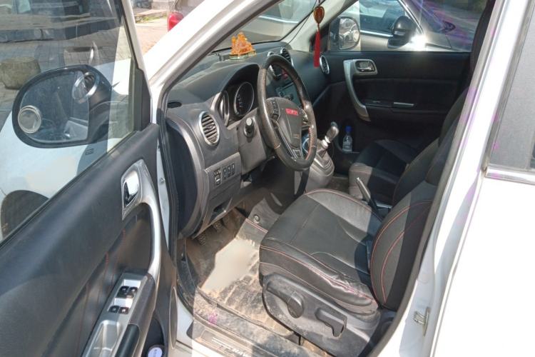 Used Haval H6 2015 Upgraded Model 1.5T Manual Two-Wheel Drive Elite Version
