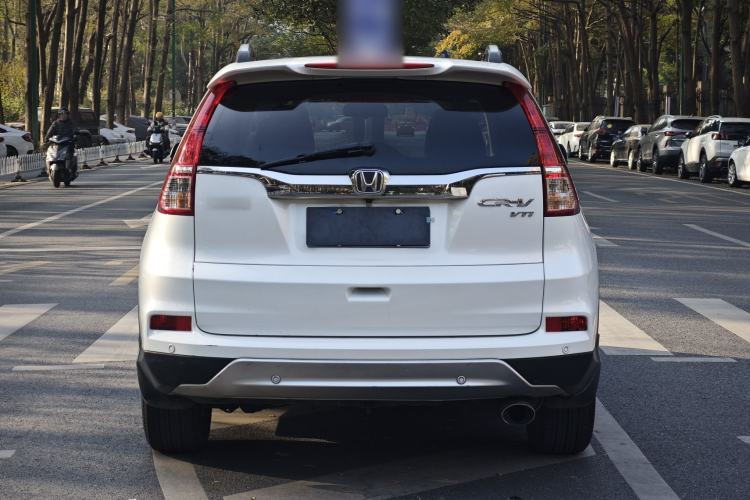 Used Honda CR-V 2015 2.4L two-wheel drive luxury version
