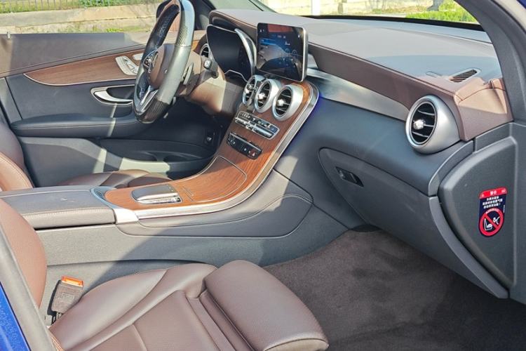 Used Mercedes-Benz GLC 2021 GLC 300 L 4MATIC Dynamic Model