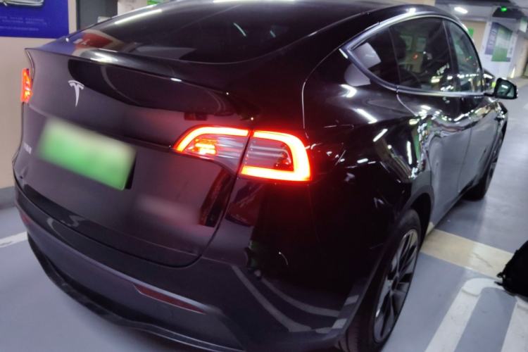 Used Tesla Model Y 2024 Rear-Wheel-Drive Version
