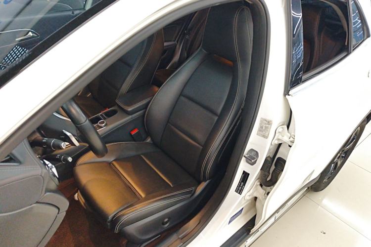 Used Mercedes-Benz GLA 2019 GLA 200 Fashion Model
