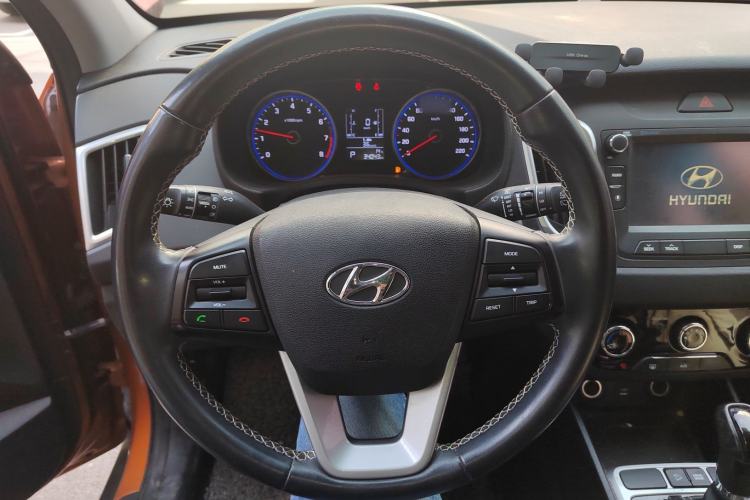 Used Hyundai ix25 2017 1.6L Automatic Smart Version
