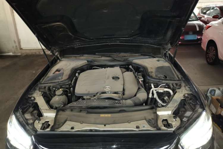 Used Mercedes-Benz E-Class 2021 Restyled E 300 L Sporty and Stylish Edition
