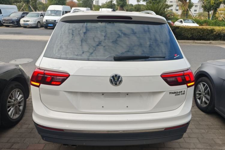 Used Volkswagen Tiguan L 2020 330TSI Automatic Two-Wheel Drive Panoramic Comfort Edition China VI Standard
