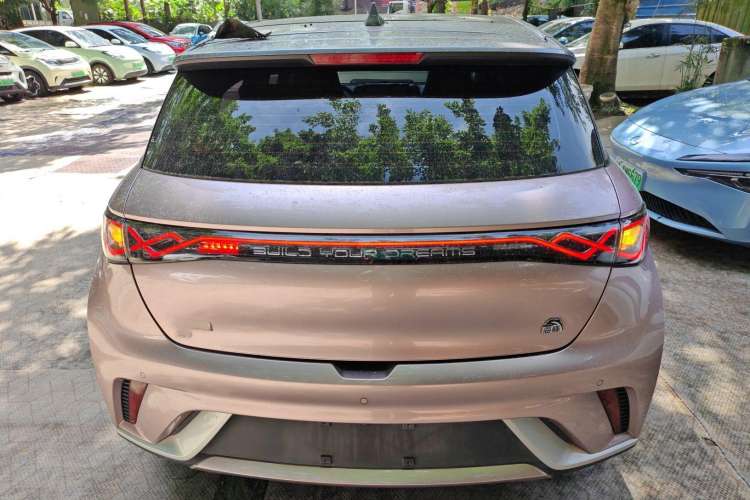 Used BYD Dolphin 2021 405 km Fashion Edition
