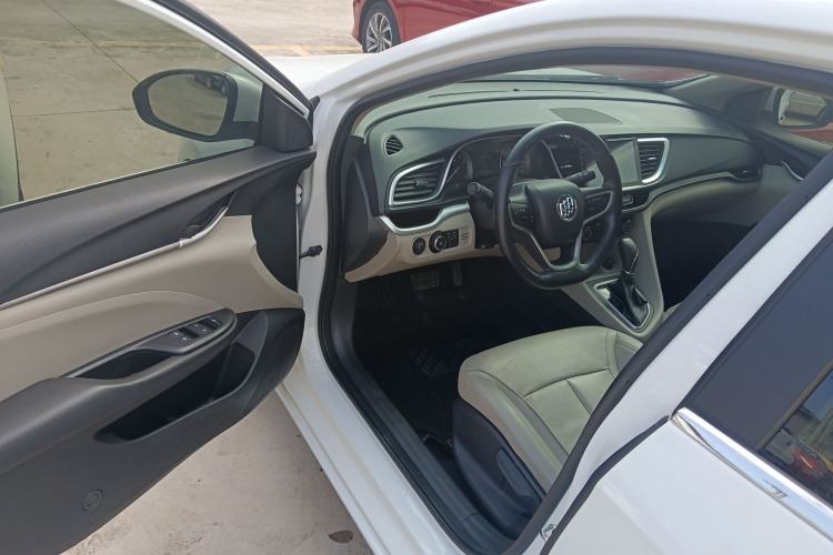 Used Buick GT 2018 15T Dual-Clutch Elite Model China V Standard
