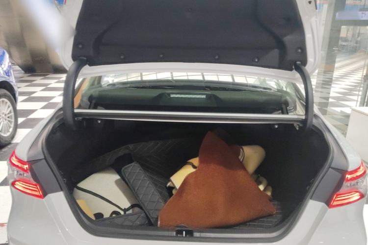 Used Toyota Camry 2021 Dual-Motor 2.5HG Luxury Edition
