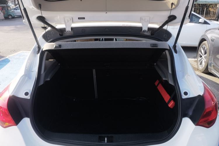 Used Buick GT 2013 XT 1.6L Automatic Fashion Edition