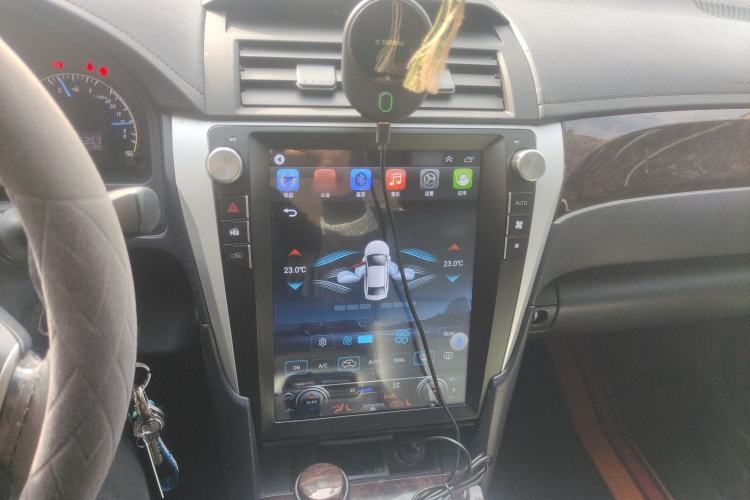 Used Toyota Camry 2016 2.0G 10th Anniversary Leading Edition
