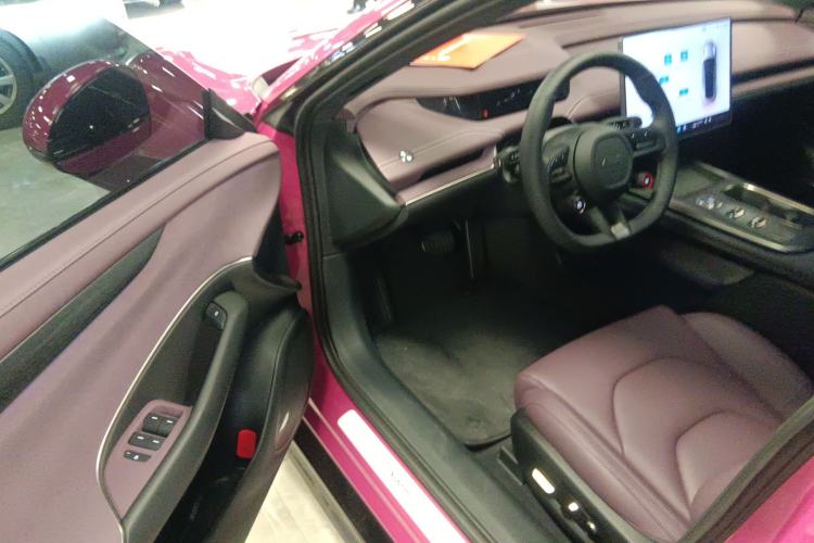 Used  SU7 2024 Rear-Drive Long-Range Intelligent Driving Version