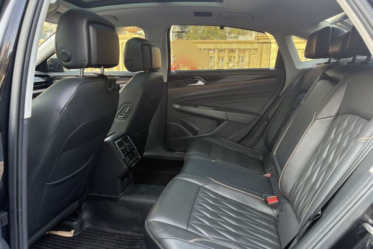 Used Volkswagen Passat 2019 330TSI Prestige Edition China VI Standard
